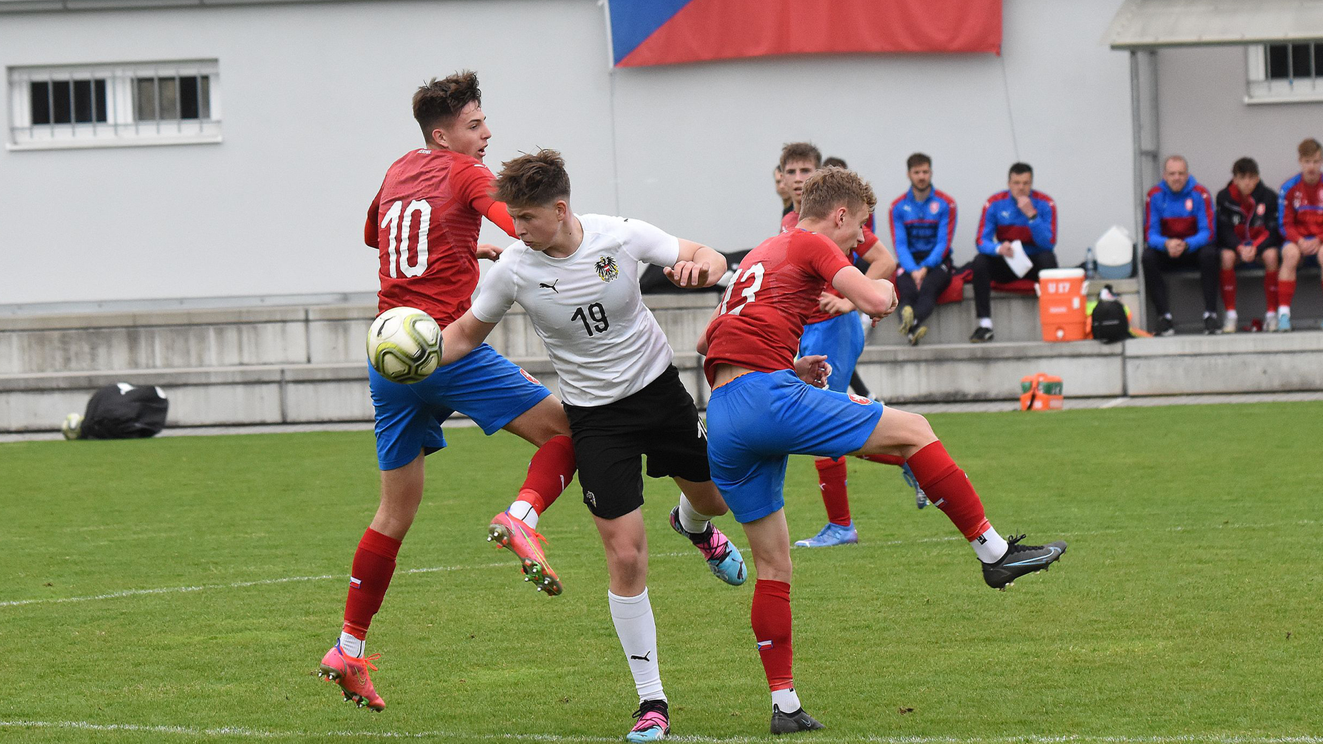 Erneutes Remis für U16-Team in Tschechien oefb.at